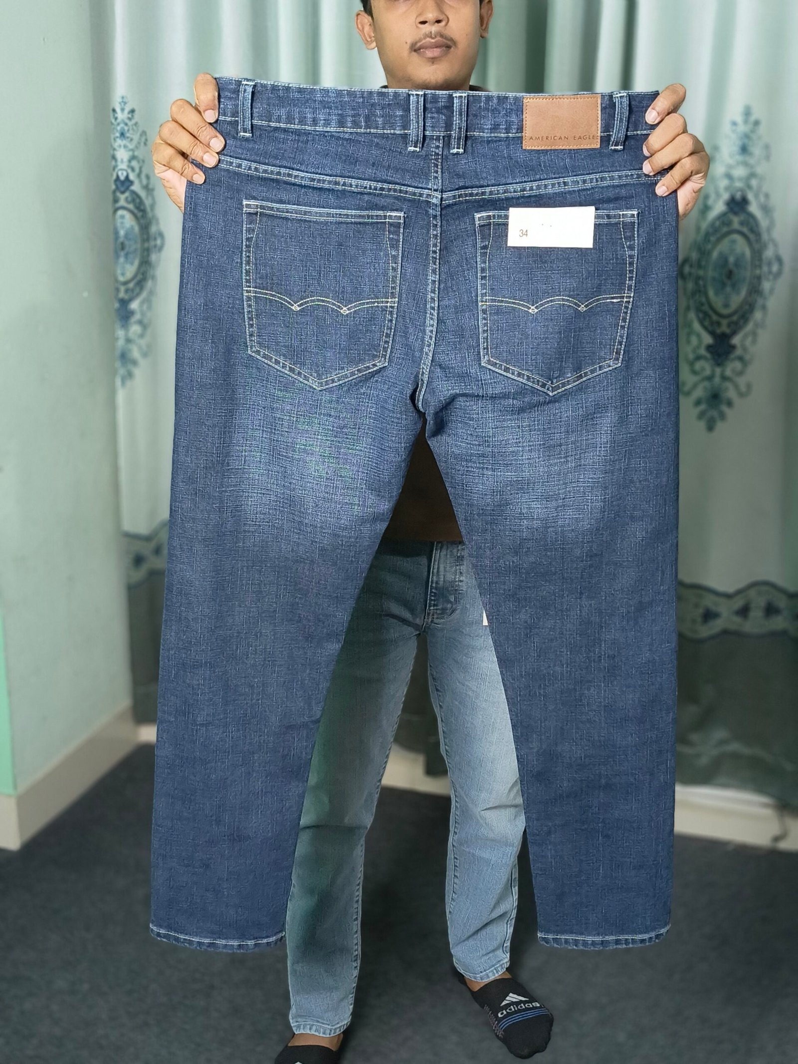 American Eagle Slim Fit Jeans